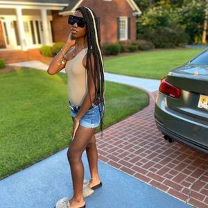 Meet your Posher, Lesland